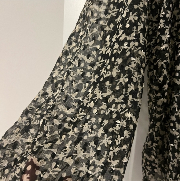 Bishop & Young Selena Poet Blouse Sz L NWT MSRP $90 - Picture 7 of 11